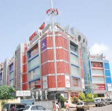 Commercial Space in Shopping Mall for Rent in Commercial Space For Rent in Mall, Linking Road,, Andheri-West, Mumbai